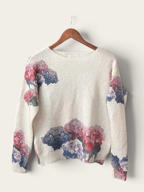 Beautiful Floral Print Crewneck Sweater - Cream with Pink & Blue Hydrangeas